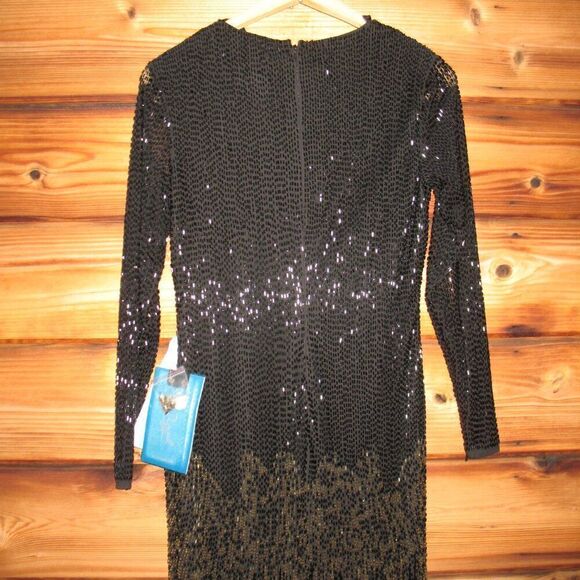 MAC DUGGAL 93584 Long Sleeve Beaded Fringe Evening Gown Dress - Picture 13 of 15